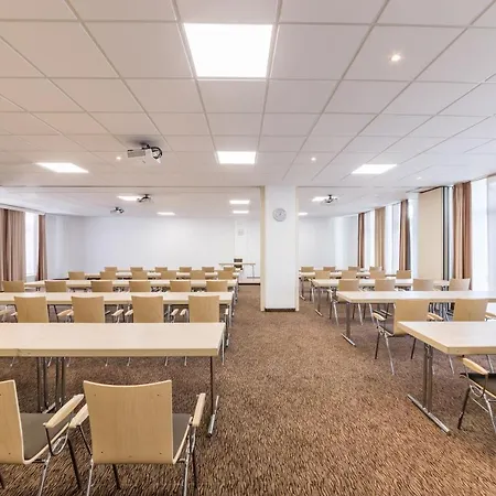 بارك إن باي راديسون 4* غوتنغن