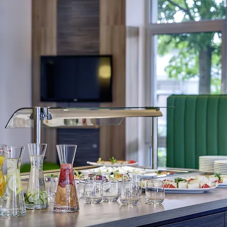 بارك إن باي راديسون 4*