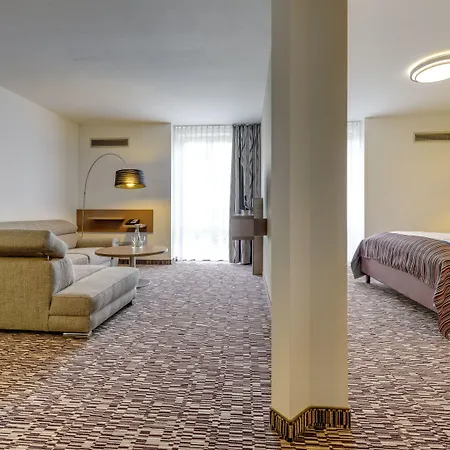 Park By Radisson 4*