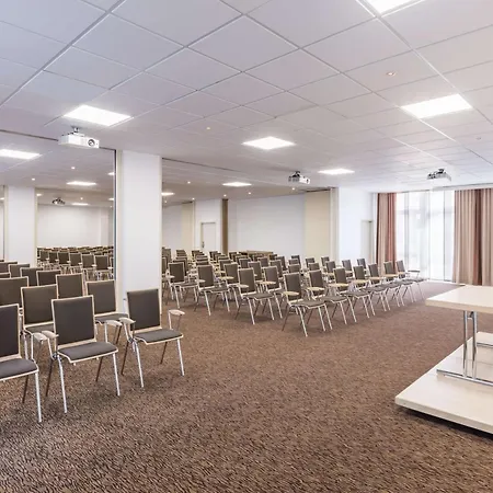 Park By Radisson Отель 4*