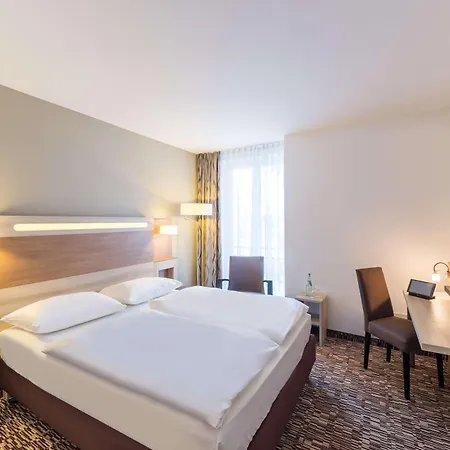 Park By Radisson Отель 4*